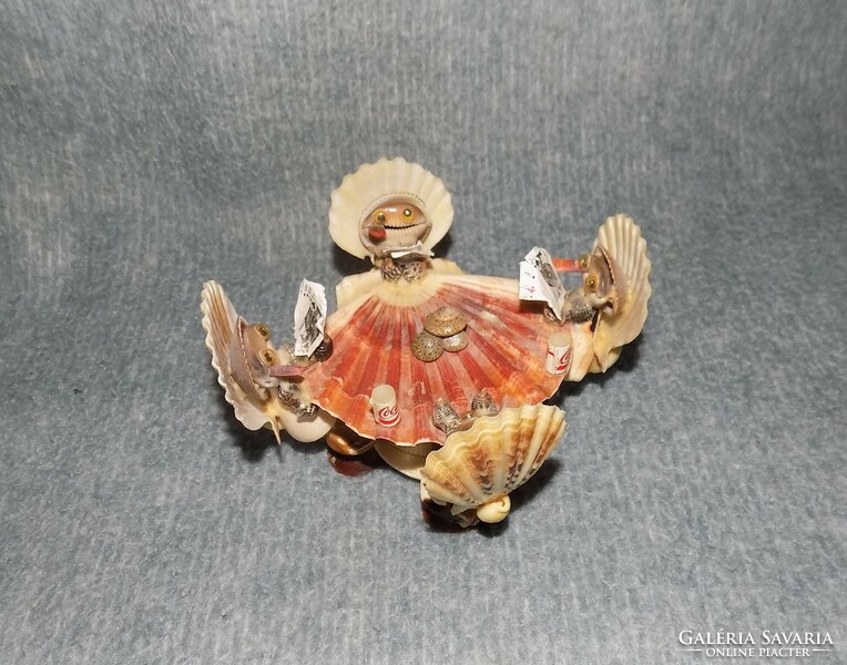 Playing cards with frogs from seashells - coca cola