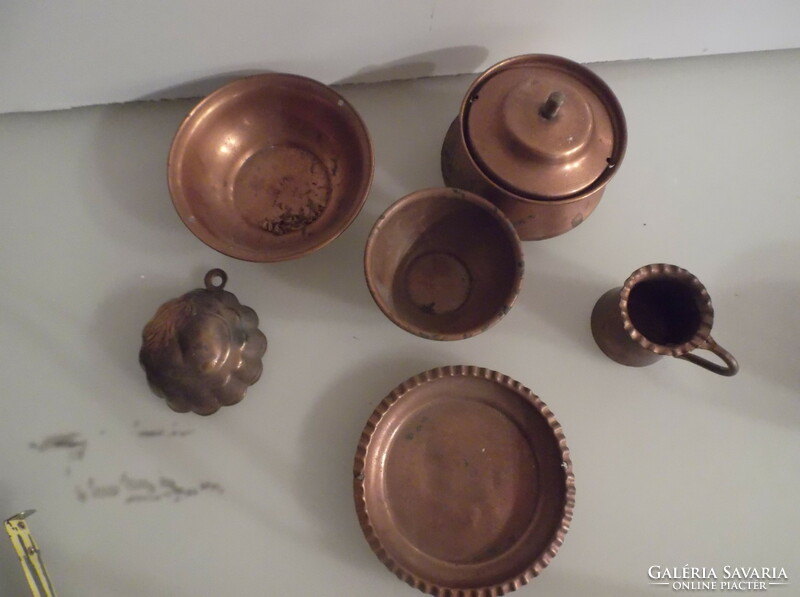 Dishes blue - 6 pcs - copper - old - can be hung - 9 x 2.5 cm - 5 x 2 cm - perfect