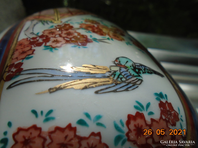 Kézzel festett Japán váza GOLD IMARI jelzéssel