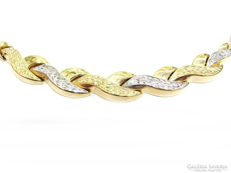 Gold necklace (goat-au105674)