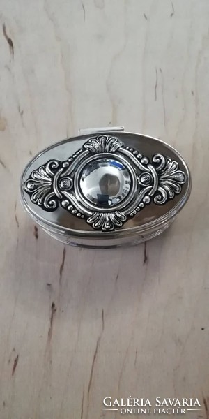Beautiful silver-plated jewelry box box