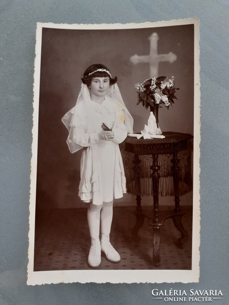 Régi gyerekfotó 1935 elsőáldozó kislány fénykép