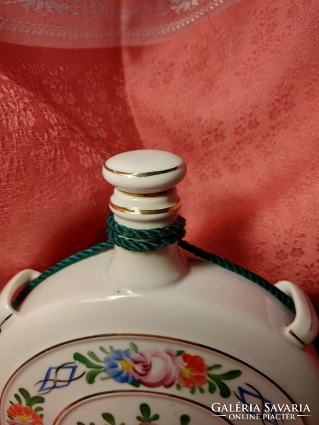 Raven house porcelain bottle