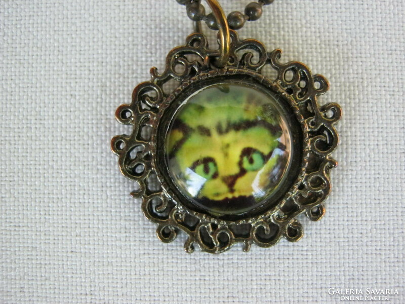 Vintage jewelry necklace with kitten pendant