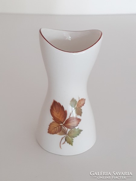 Régi Aquincum porcelán mini váza falevél mintás