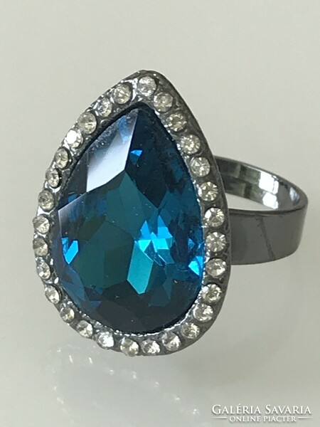Drop-shaped, huge polished crystal ring, adjustable size, new!