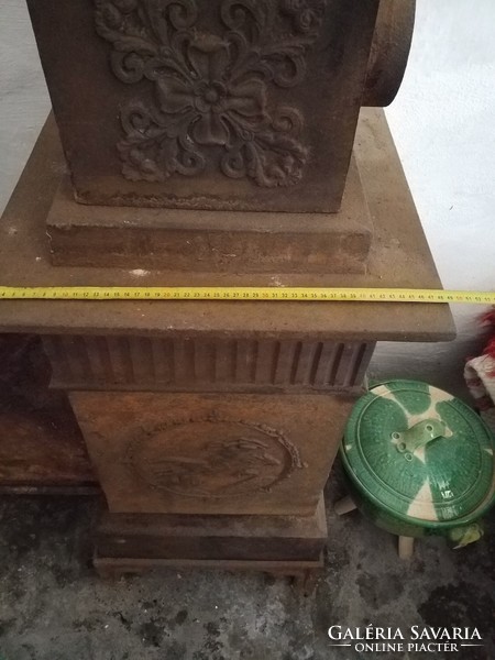 Rarity! Hungarian cast iron stove. With foal and bull ox decorations.