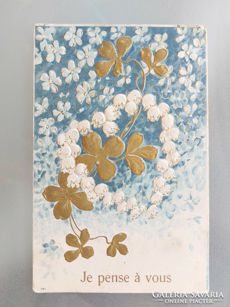 Régi dombornyomott képeslap levelezőlap gyöngyvirág lóhere szív