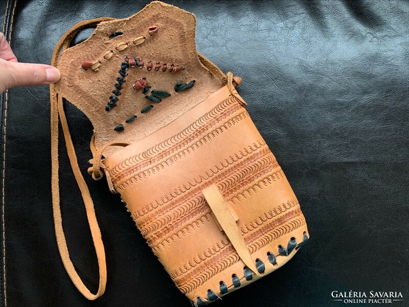 Unique handcrafted genuine leather side bag, small bag, 15.5 x 18.5 cm.