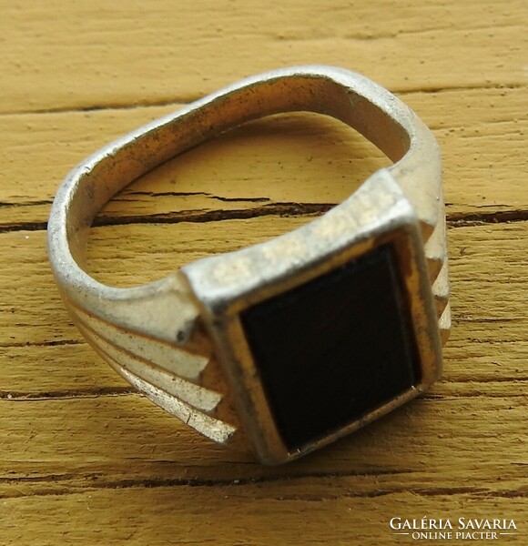 Régi ezüst színű nagy fekete köves pecsétgyűrű