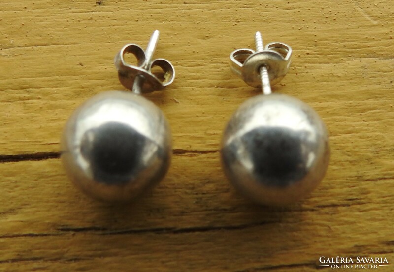 Pair of old spherical silver earrings