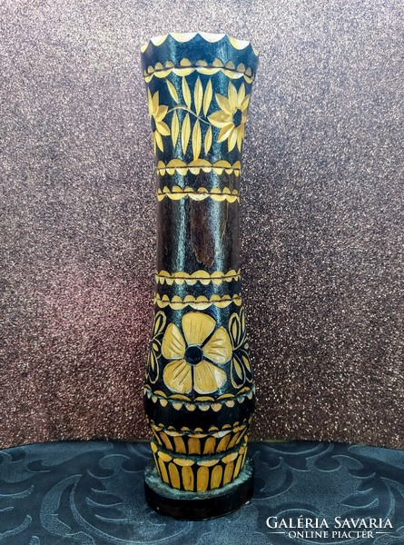 Hand-carved wooden dried flower vase
