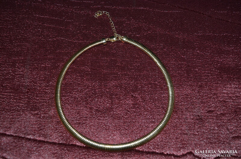 Marked gilt jewelry necklace