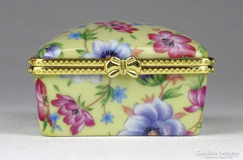 1J487 small floral yellow porcelain jewelry box
