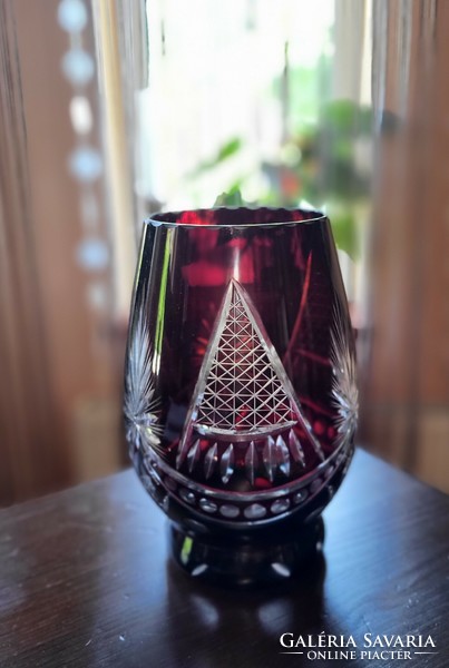 Csiszolt bíbor üveg váza szép, hibátlan 20 cm magas