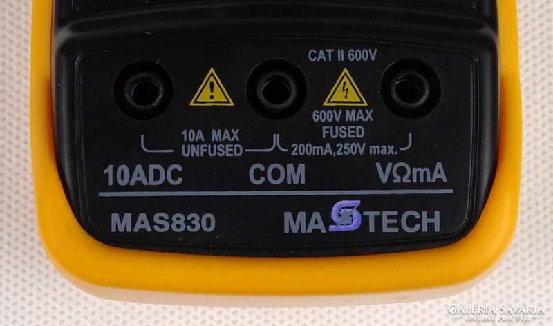 1J505 Digitális mérőműszer MAS 830 voltmérő