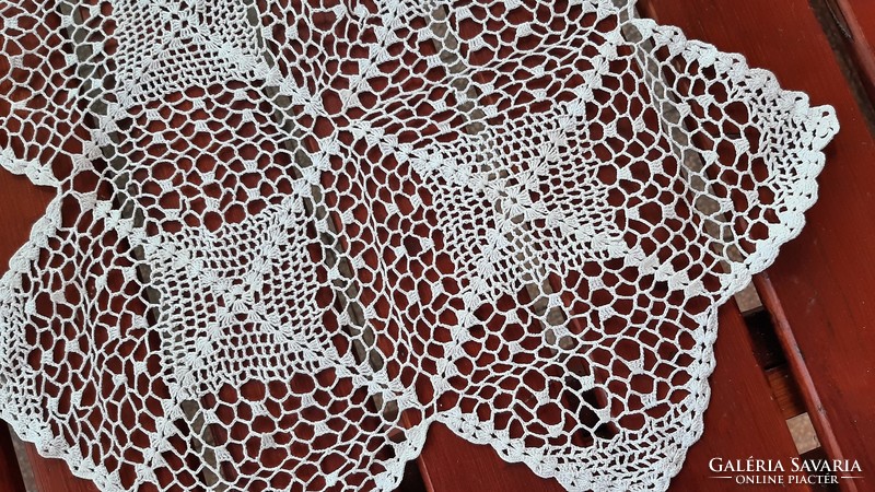 Old lace tablecloth, needlework 44 cm.