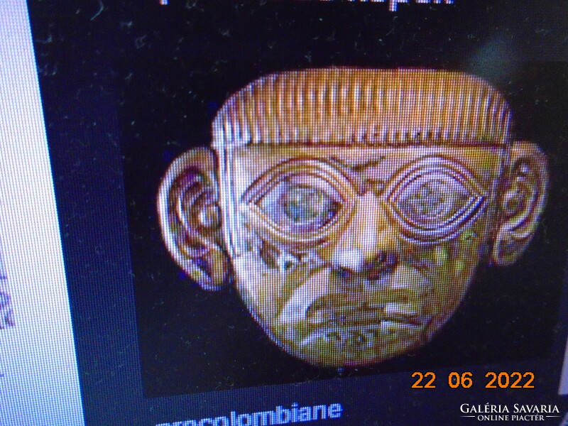 Gold-plated Inca Indian mask with green eyes brooch/pendant