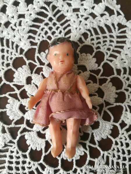 Antik miniatűr baba