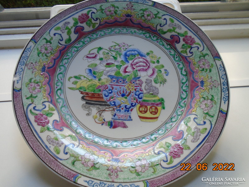Antique Chinese decorative bowl with protruding colorful enamel flower and vase patterns