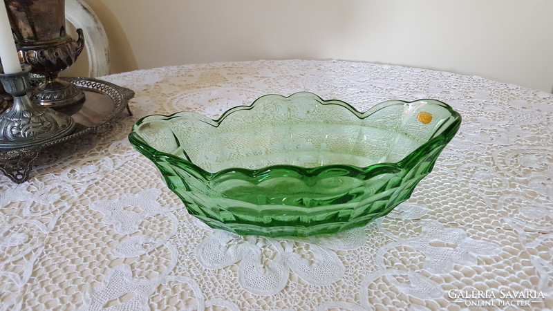 Gyönyörű Bohemia,vastag zöld üveg asztalközép kínáló