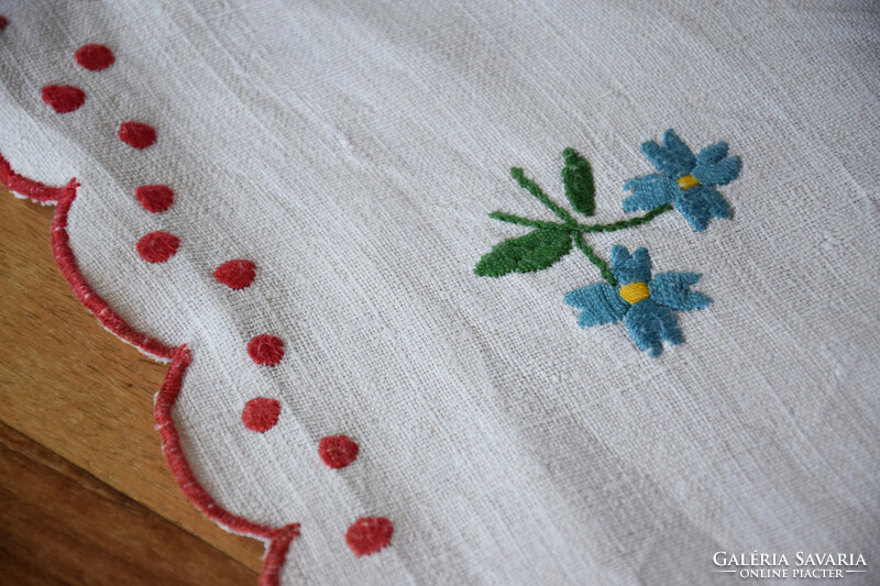 Régi Népi Hagyományőrző Kalocsai terítő len vászon asztalterítő abrosz kézzel hímzett 72 x 72