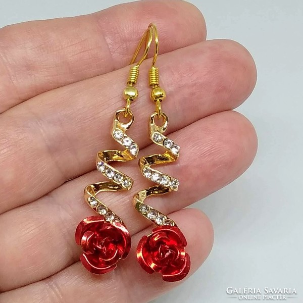 Red rose, rhinestone, spiral gold earrings