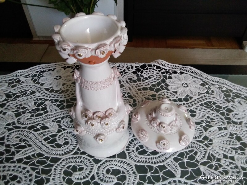 Ceramic lady with a bouquet of flowers, removable flower hat in the style of little rose.