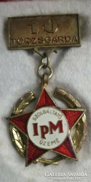 Ministry of Industry standard guard badge after years of service