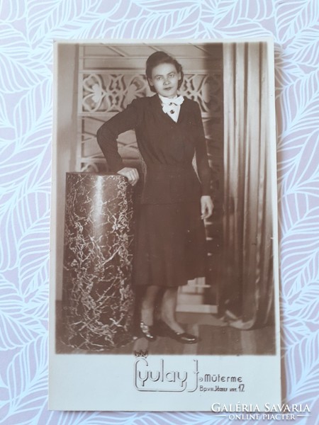 Régi női fotó 1943 fénykép Gyulai J. műterme Budapest