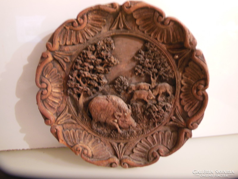 Plate - 3 d - wood - antique - 24 x 4 cm - carved - Austrian - extremely detailed - flawless