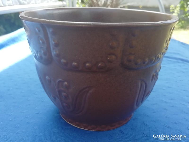 Floral patterned small granite pot