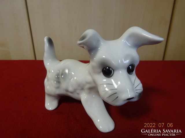 German porcelain dog, black spotted, length 14.5 cm. He has! Jokai.
