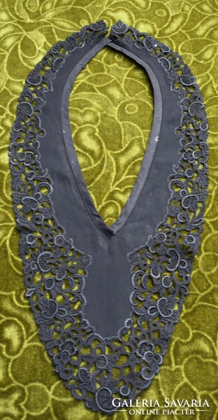 Antique lace collar dress ornament 46 cm