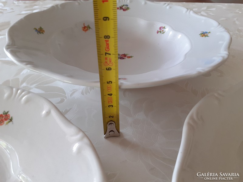 Régi Zsolnay porcelán virágos barokk tányér 3 db