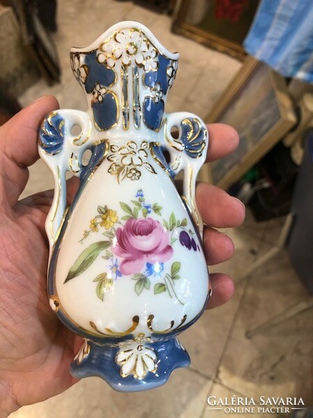 Royal dux porcelain vase, flawless, 12 cm high.