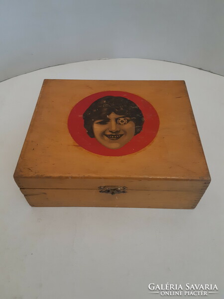 Old jindřich waldes koh-i-nor patent box advertising wooden box