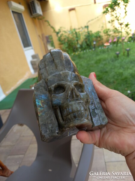 Indian skull carved from original labradorite 1314 gr