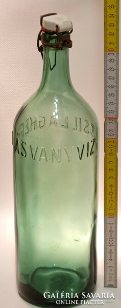 "Csillaghegyi ásványvíz" halványzöld nagy ásványvizes üveg (2272)