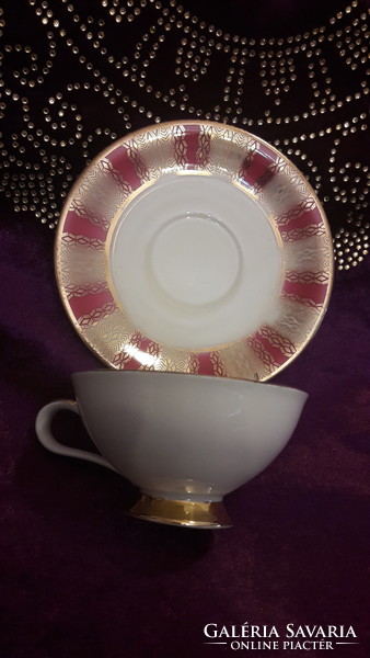 Burgundy porcelain coffee cup with saucer (l2489)