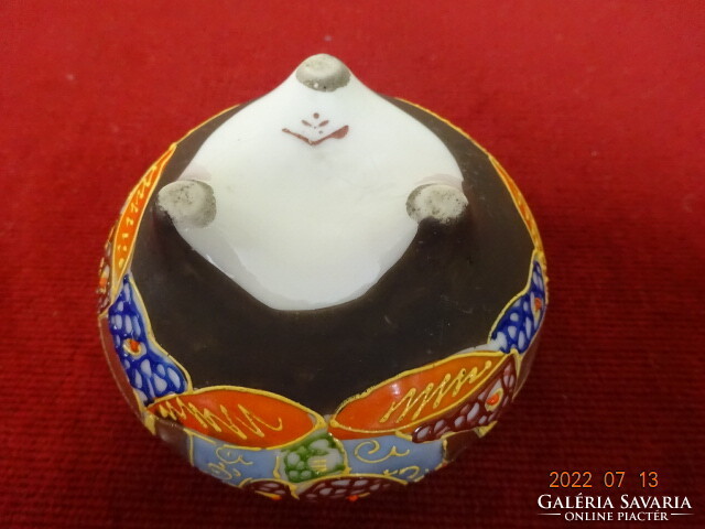 Japán porcelán - satsuma - három lábú asztalközép. Vanneki! Jókai.