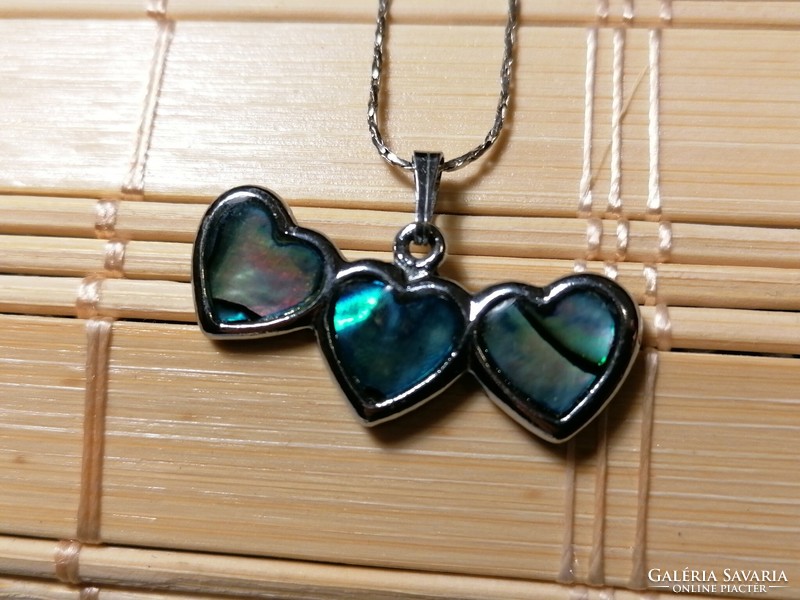 Peacock shell heart pendant (303)