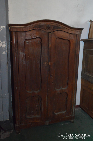 Antik szekrény 2 ajtós
