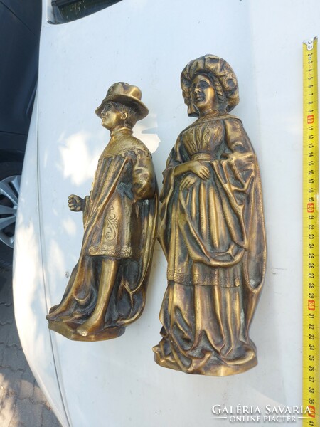 Katherine of Burgundy, and Leopold IV. Duke of Austria, bronze/copper statue pair, 36 cm, together 10.3 kg