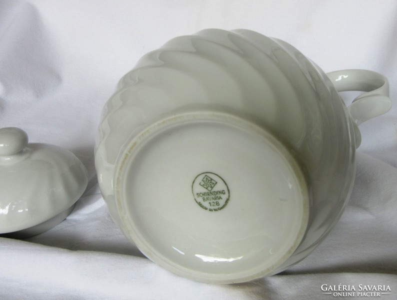 Bavaria porcelán teás, kávés kanna, jelzett 25,5  cm magas.