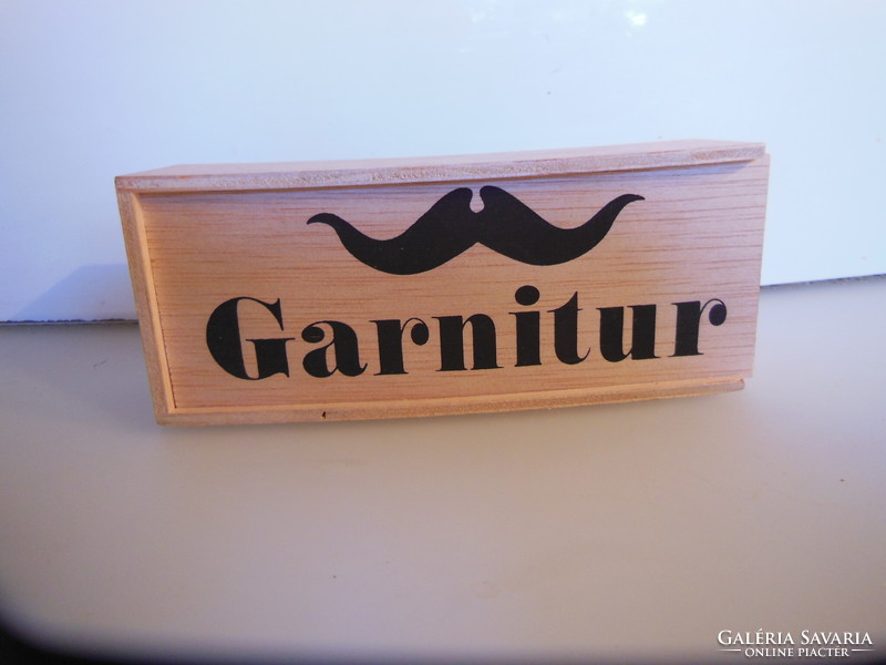 Mustache brush - new - biarritz - 12 x 2 cm + comb 14 x 2.5 cm + in wooden box - German