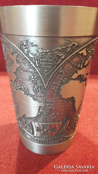 Nagy ón pohár történelmi és térképészeti motívumokkal