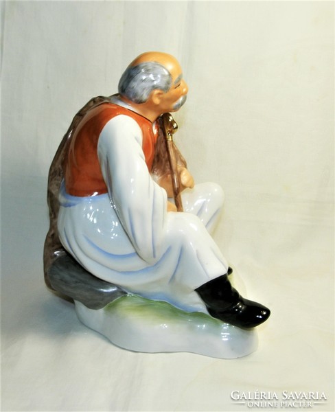 Shepherd figurine aquincum porcelain