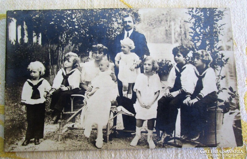 Approx. 1918 Last Hungarian king iv. Contemporary photo sheet of Károly + Queen Zita + family