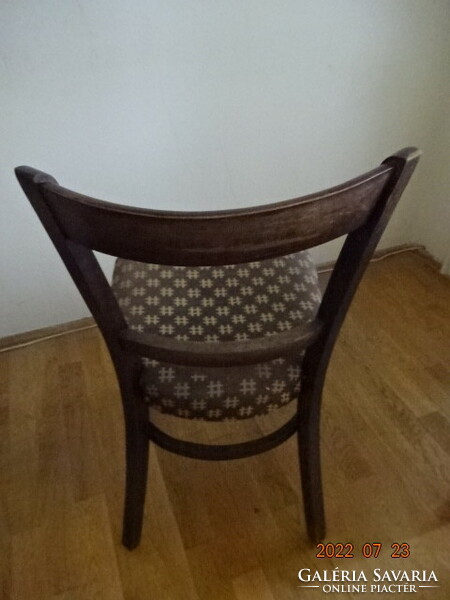 Brown wooden upholstered chair, seat size 43 x 43 cm. It needs care! Jokai